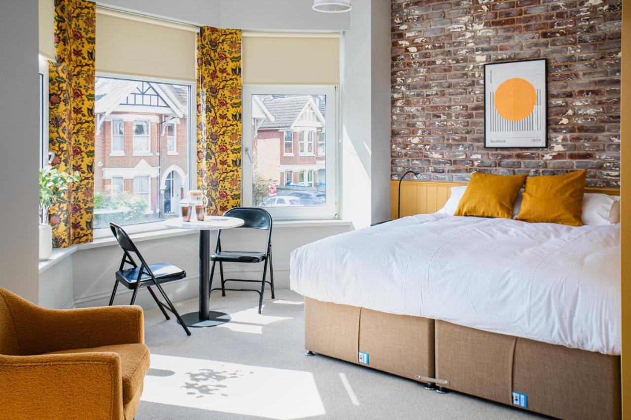 Settle Southampton - Stylish Self Check-In Rooms & Self Catering Suites エクステリア 写真