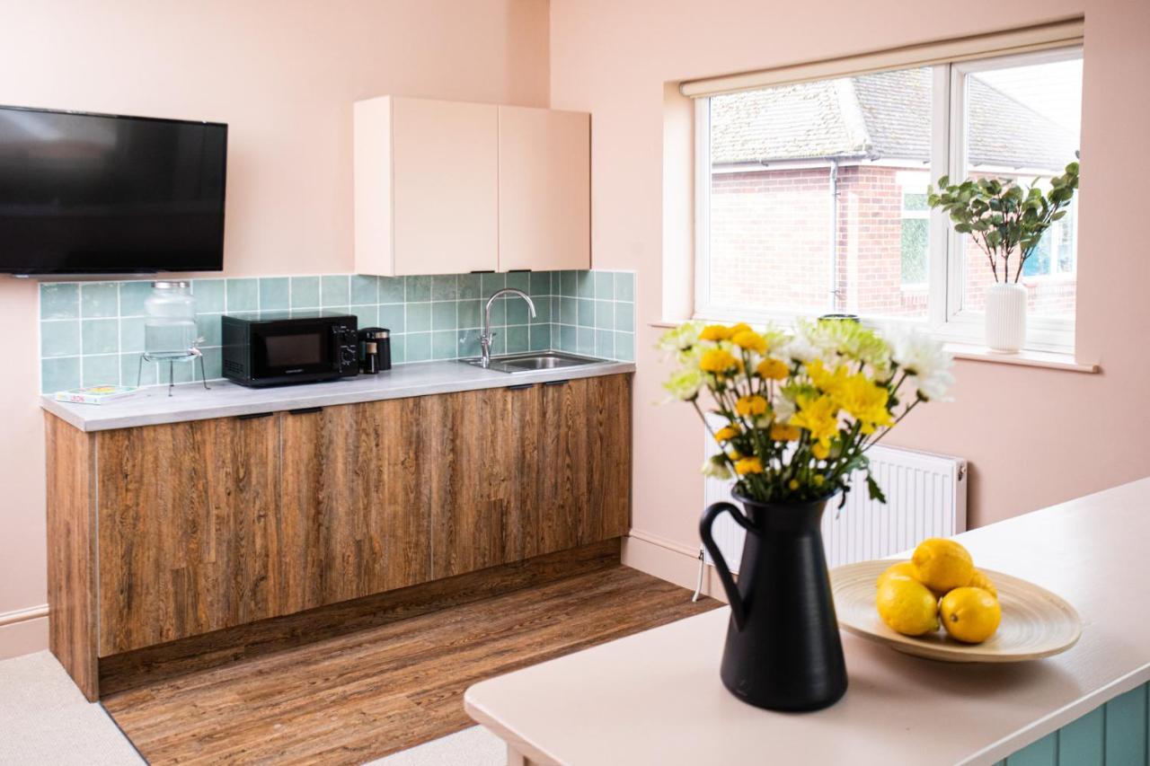 Settle Southampton - Stylish Self Check-In Rooms & Self Catering Suites エクステリア 写真