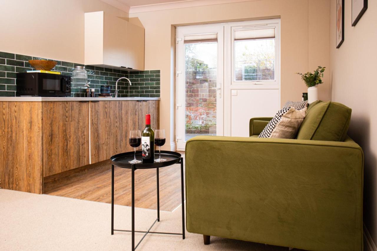 Settle Southampton - Stylish Self Check-In Rooms & Self Catering Suites エクステリア 写真