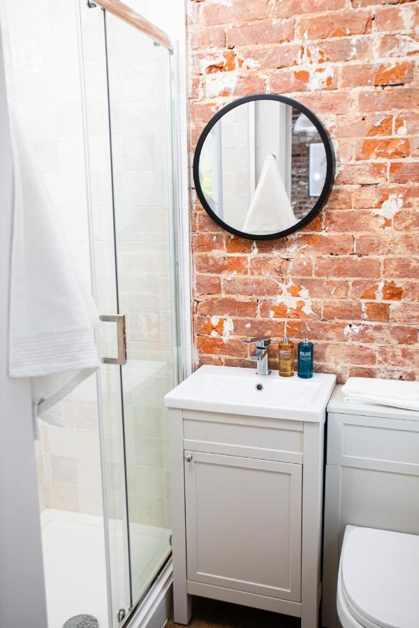 Settle Southampton - Stylish Self Check-In Rooms & Self Catering Suites エクステリア 写真