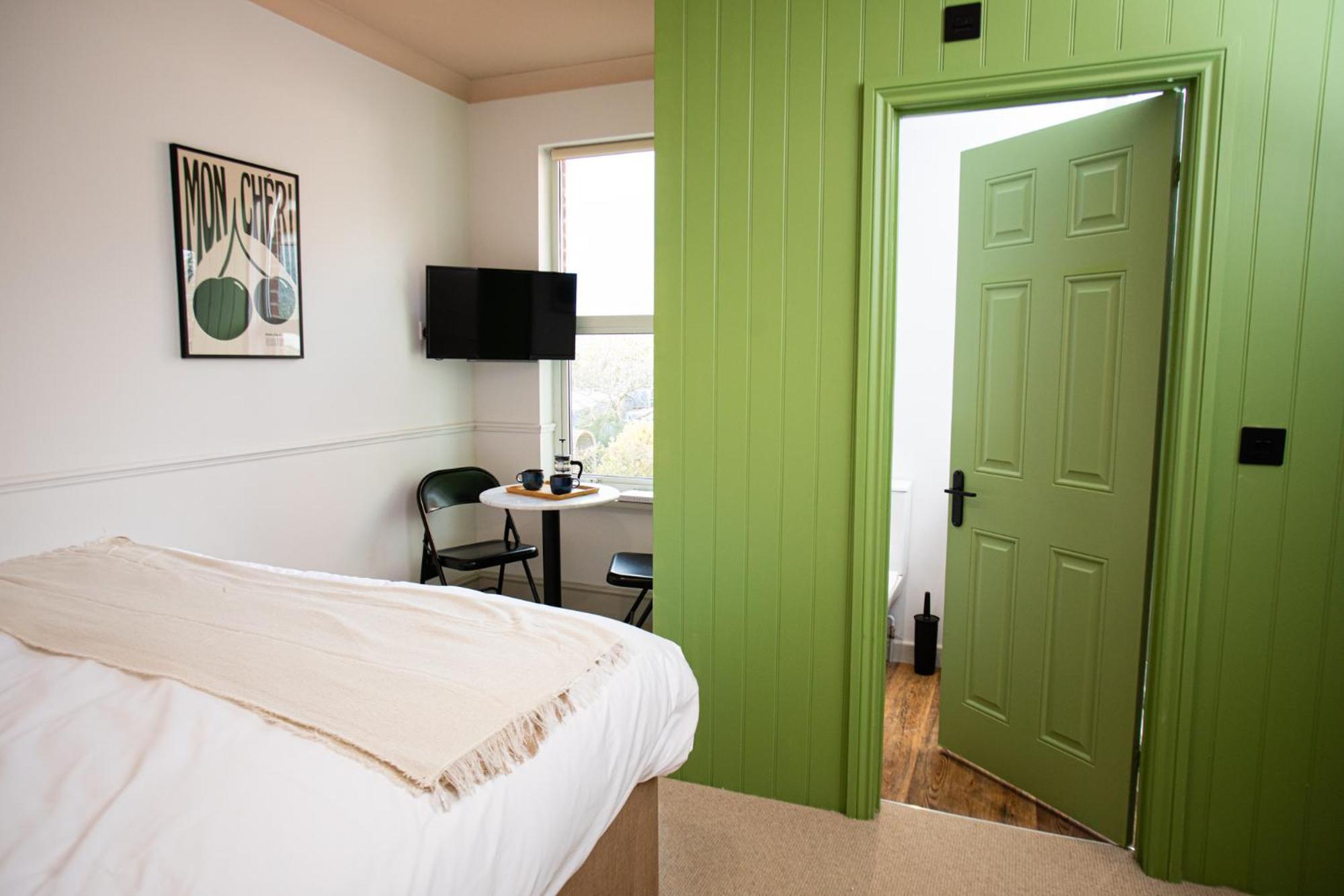 Settle Southampton - Stylish Self Check-In Rooms & Self Catering Suites エクステリア 写真